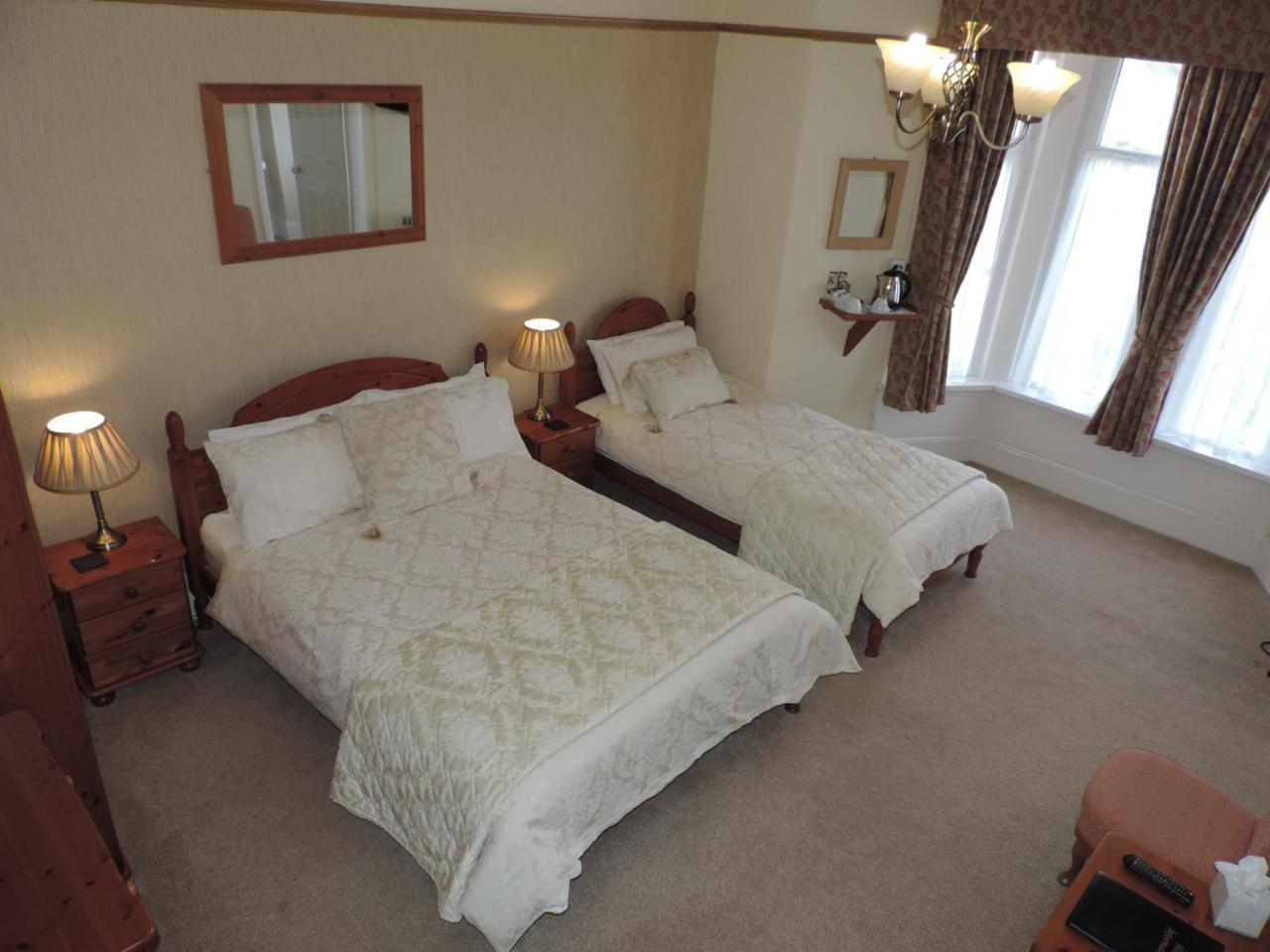 Bron Rhiw Guest House Criccieth Luaran gambar